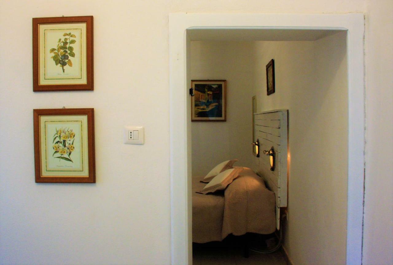Casa Gandamar B&B Santa Teresa Gallura Exteriör bild