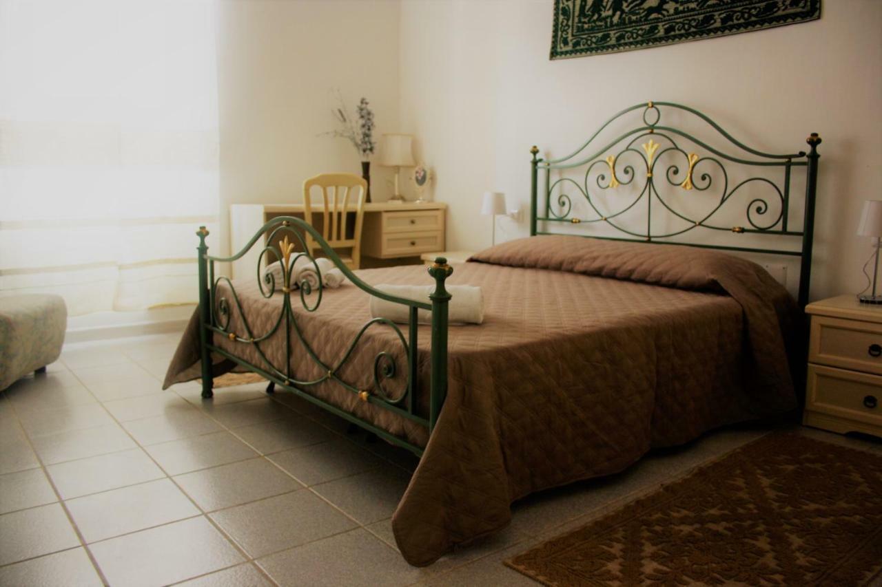 Casa Gandamar B&B Santa Teresa Gallura Exteriör bild